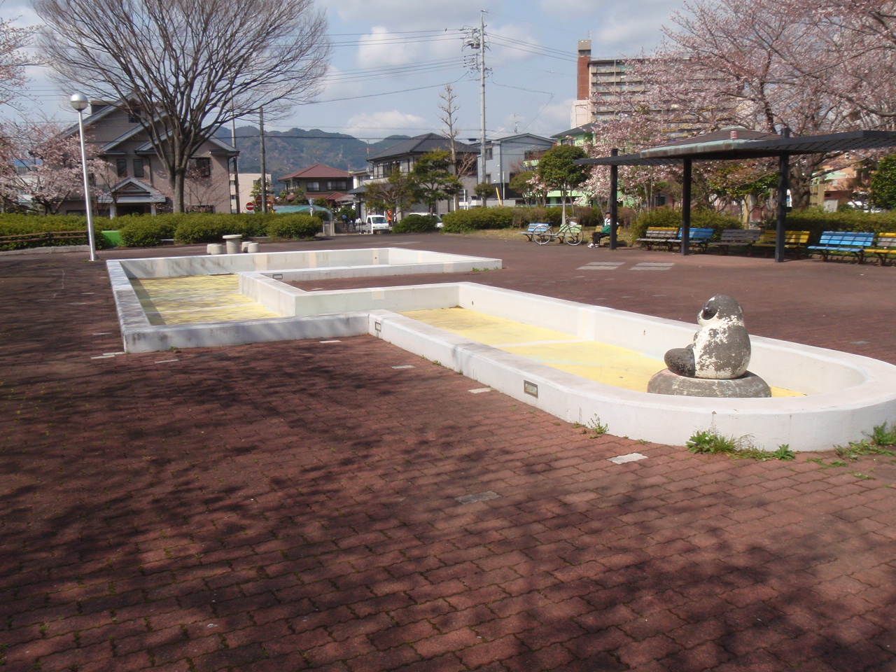 東新田公園