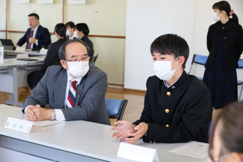 意見交換会（清水桜が丘高校）写真1