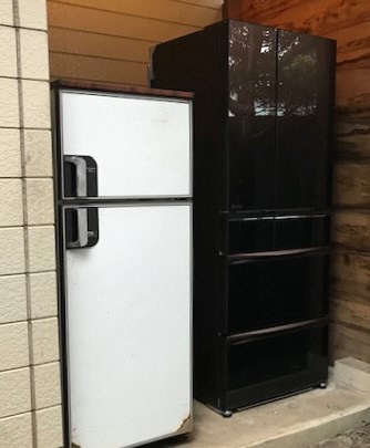 新旧ふたつの冷蔵庫