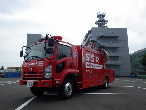 特別高度工作車（ブロアー車）の写真