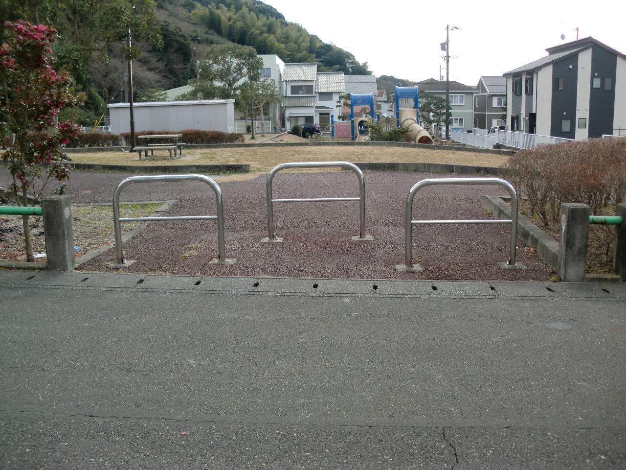 雪平公園