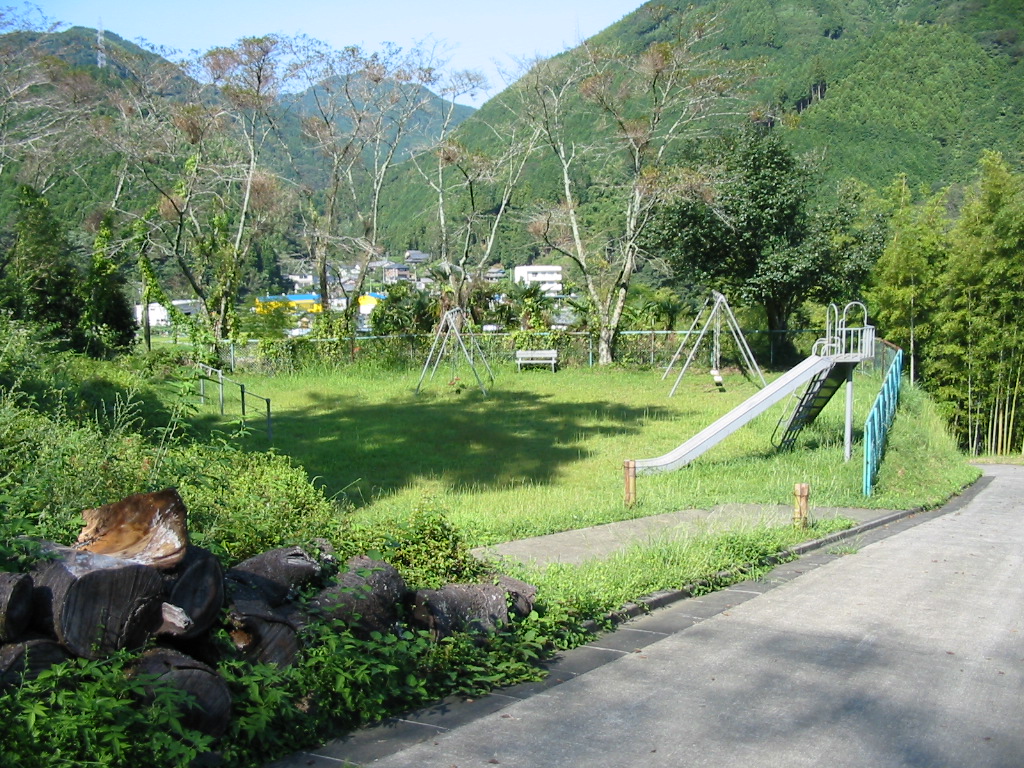 中河内１区公園