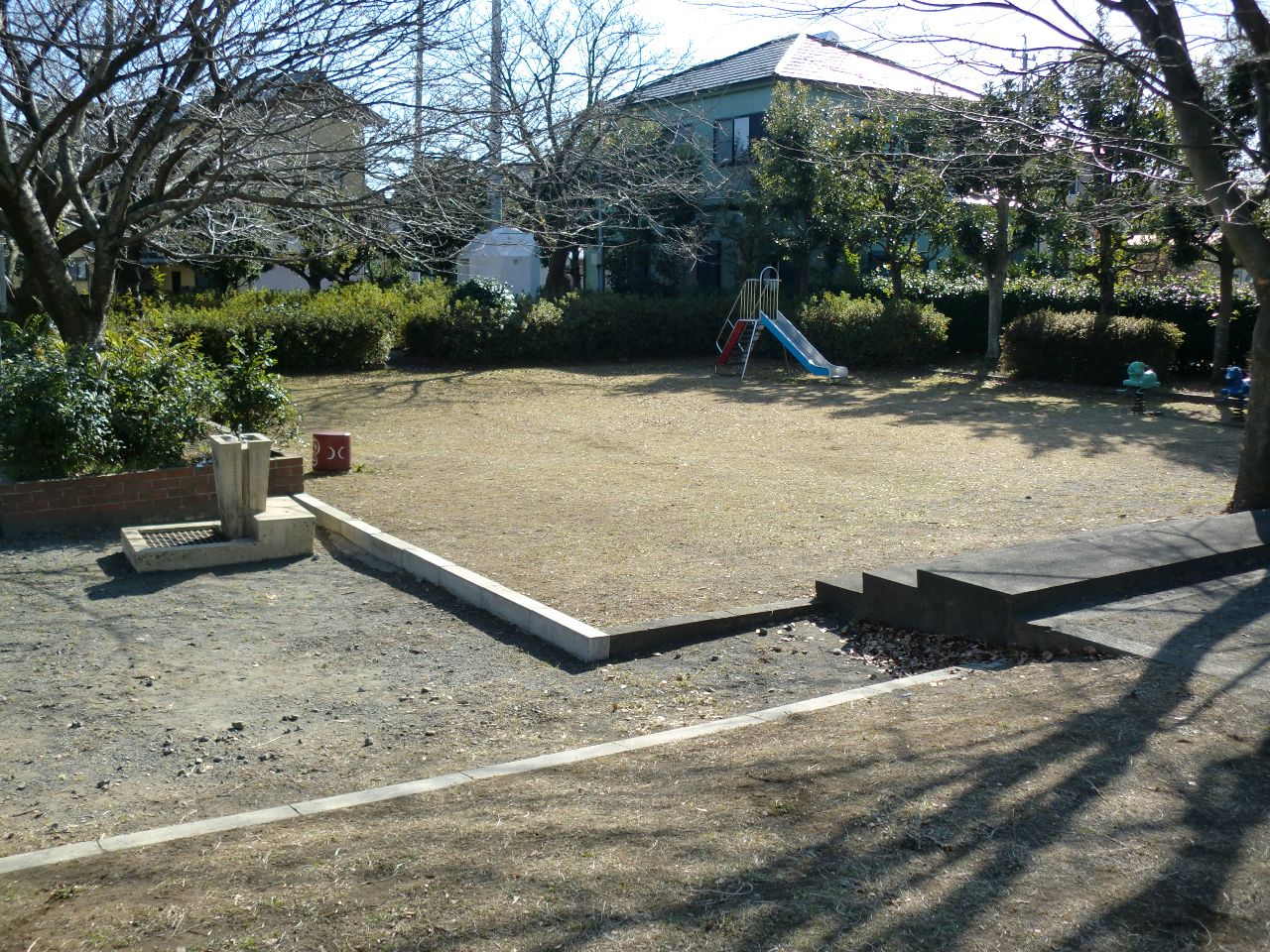 とめだしひがし公園