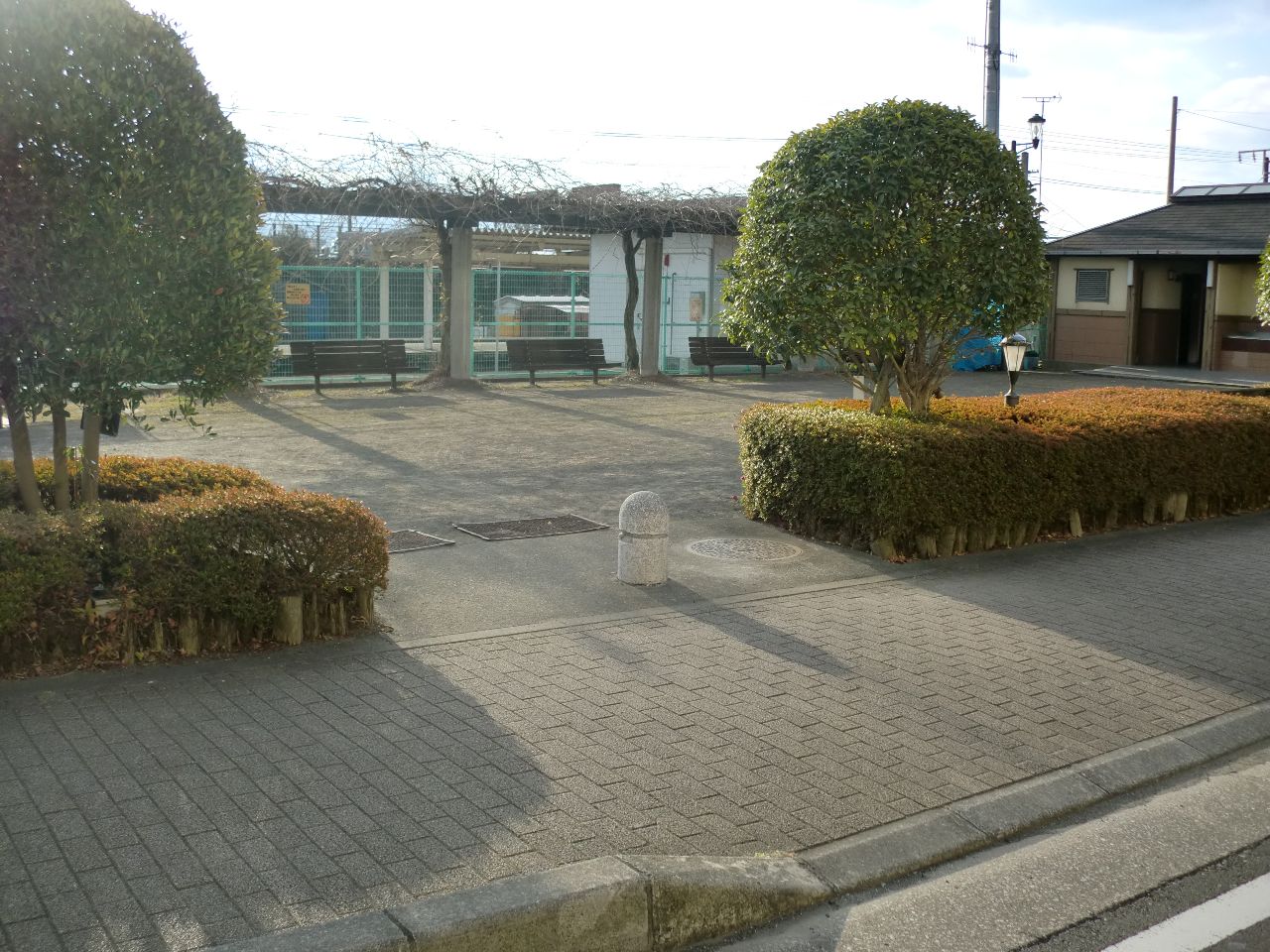 由比駅前公園