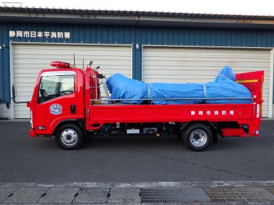 資機材搬送車（日本平資機材搬送車）左側