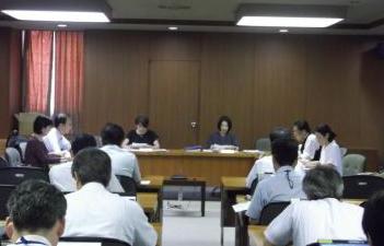 教育委員会会議の様子