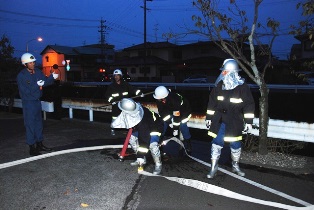 現地消防訓練の写真