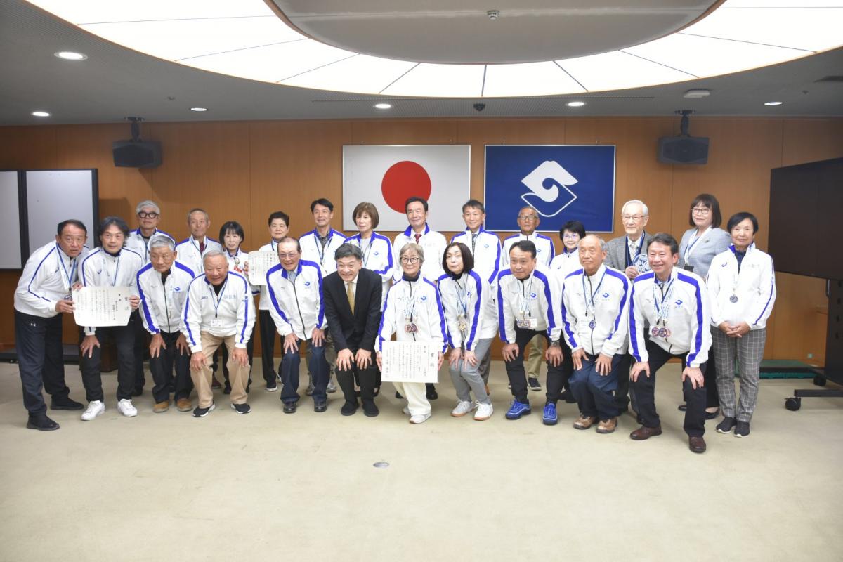 集合写真(R7成績報告会)