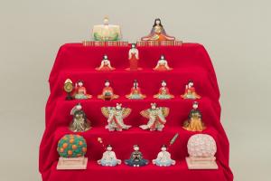 平野富山《稚児雛》