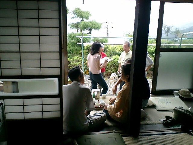 大間縁側お茶カフェの様子
