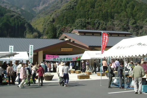わらびこ外観