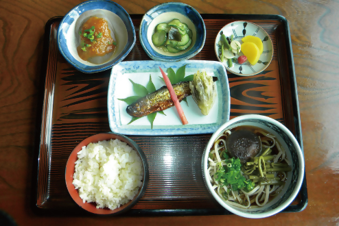 黄金の里の食事