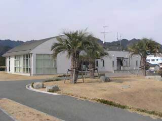 公園管理棟