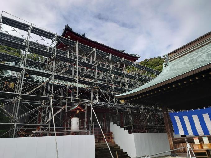 静岡浅間神社大拝殿（修理中）