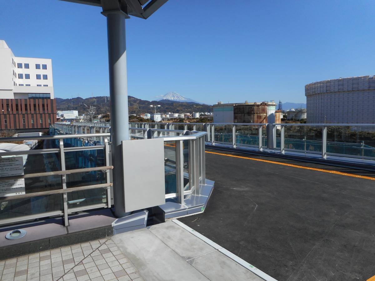 清水駅東口デッキ2
