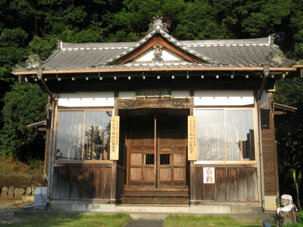 建穂寺観音堂