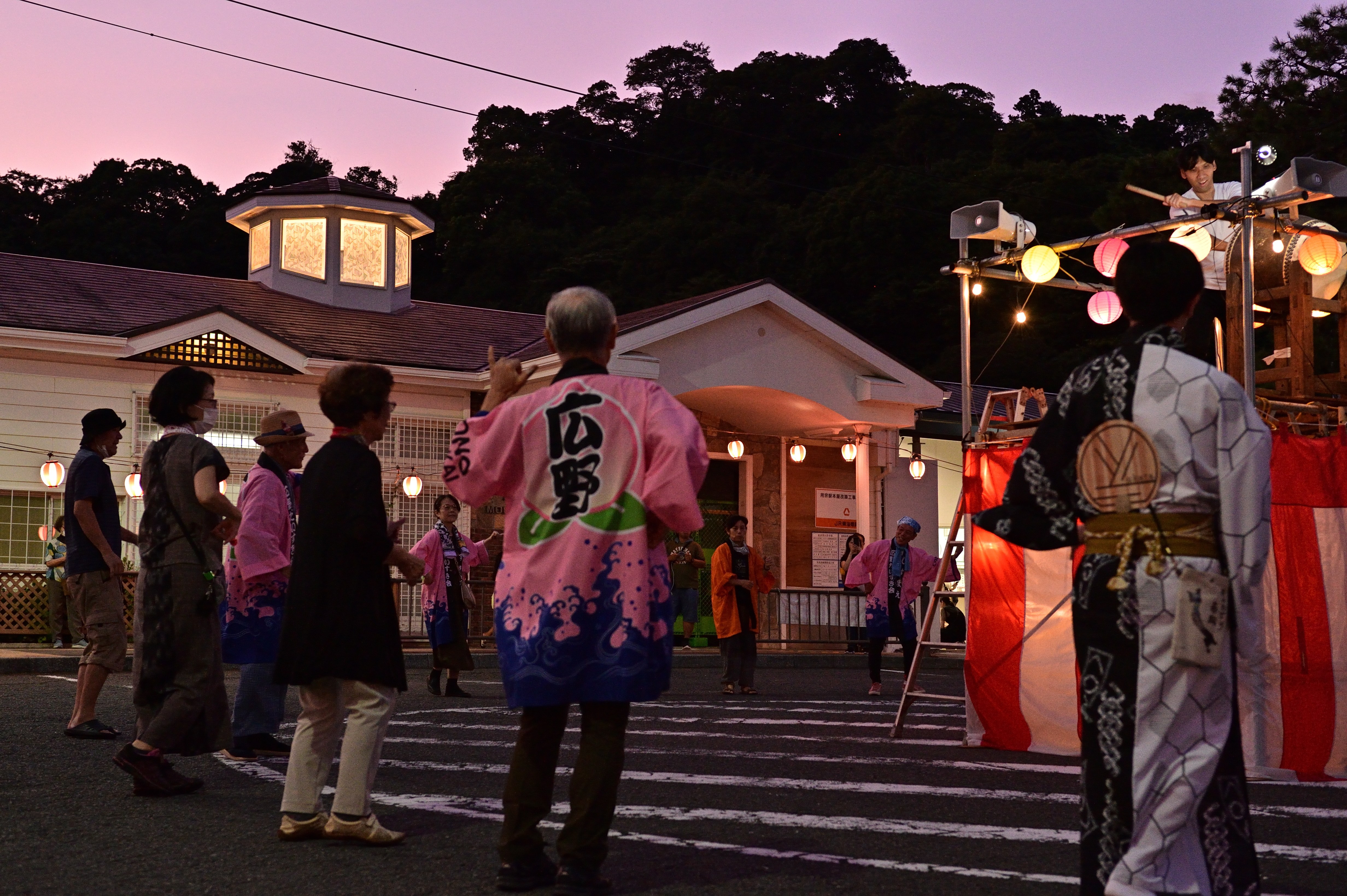 用宗駅さよならの夜祭